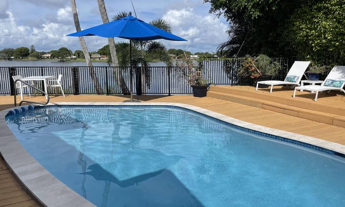 Lake Ida Shores House | Sunsets-WOW-Special rent-1/4 -2/20 Htd-pool, lakefront-pets-8min to dwntn/beach