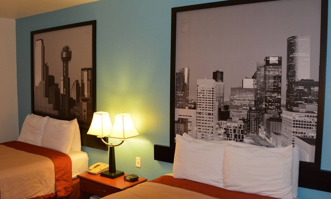 McKinney Hotel | Super 8 by Wyndham Austin/Airport South