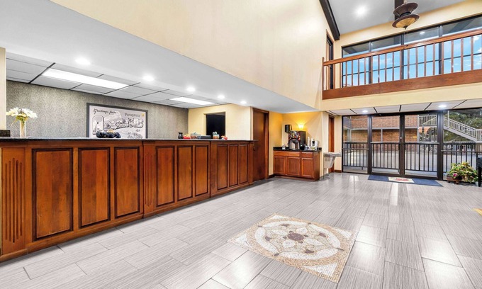 Paragould Hotel | Super 8 by Wyndham Paragould