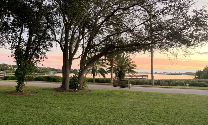 San Remo House | Super Central Sarasota Serenity