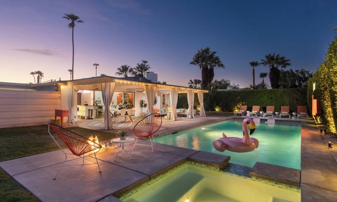 Racquet Club Estates House | Super Cool Mid-Century withYard/Cabana,Salt Water Pool, Outdoor Kitchen.Spa