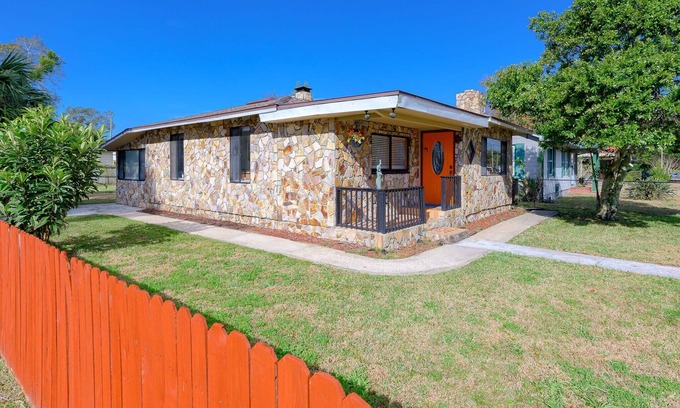 Kingston House | Super Nice House near everything in Daytona Beach