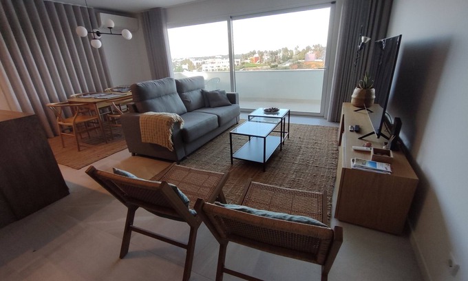Ferragudo Apartment | Superação Ferragudo Flat River View