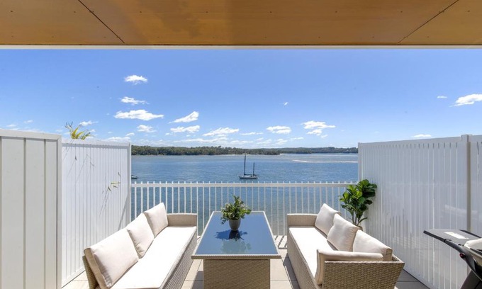 Batemans Bay Apartment | Superb 2-Bed Apartment with Scenic Bay Views