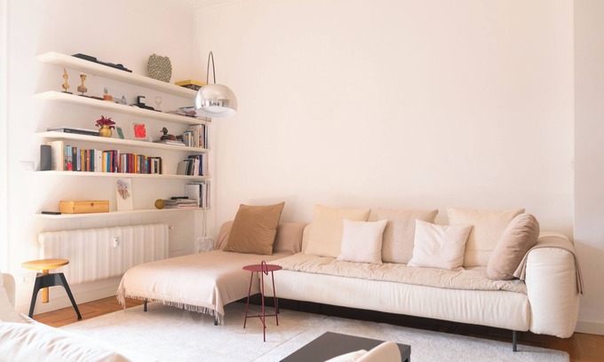 Central Station Apartment | Superb and Charming apartment in central Milan with piazza views.