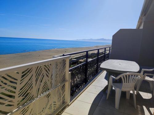 Le Port Apartment | Superbe T3 climatisé pour 6 pers avec accès plage - FR-1-776-26