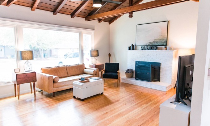 Vallejo House | Superhosts - Clean and Safe Mid-Century House near Napa
