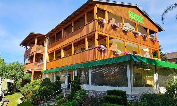 Seeboden Bed & Breakfast | Superior Doppelzimmer Mirnock mit Südbalkon - Gästehaus Bärwald