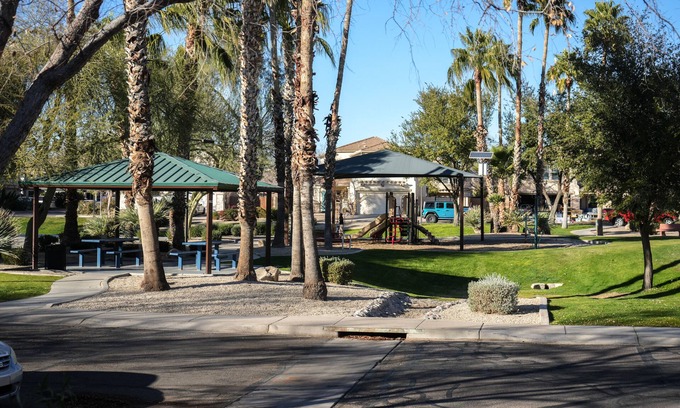 Apache Junction House | Superstition Serenity 4BR /w Hot Tub, Hiking, Golfing
