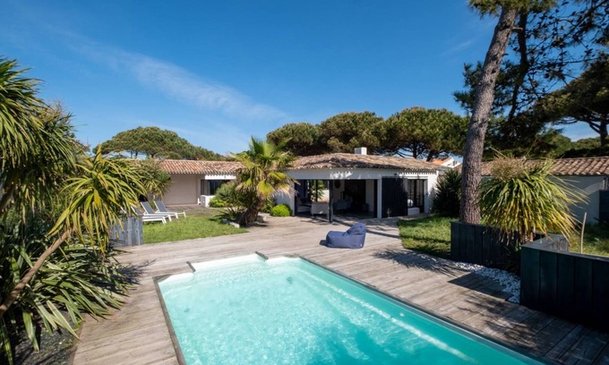 Sainte-Marie-de-Re House | Surfer house for large parties
