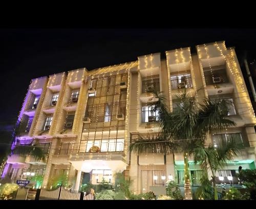 Noida Hotel | Surya Palace Noida