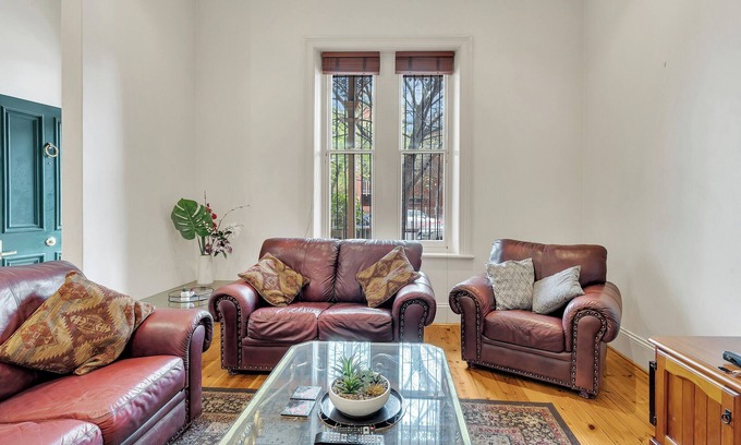 Adelaide Central Business District House | Swainson on Carrington