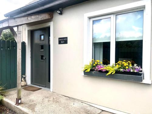 Sutton Cross Apartment | Swallow's Rest Garden Apartment