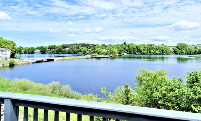 Hart House | Sweeping Views on Hart Lake I Near Silverlake + Pentwater + Ludington