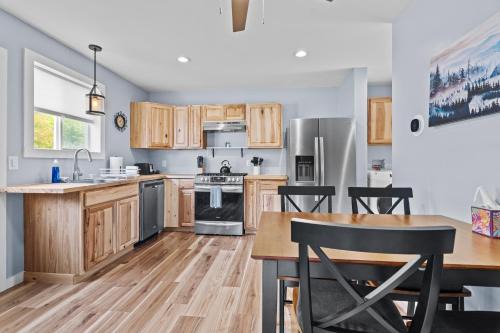 Warrensburg House | Sweet Solitude On Main