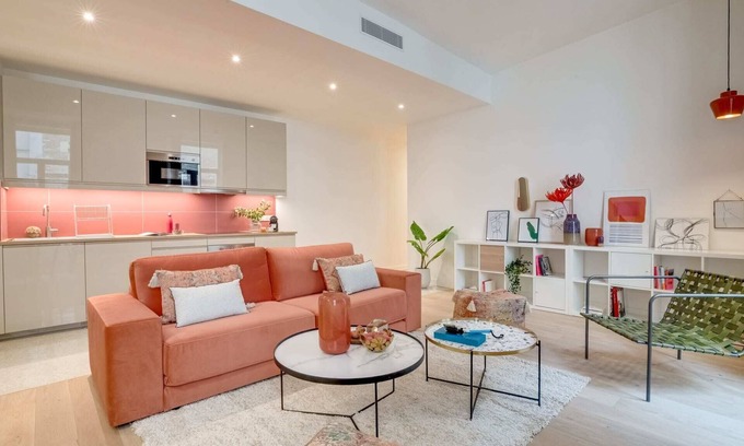 Enfants-Rouges Apartment | Sweett | Turenne I - Three Bedroom Apartment, Sleeps 6