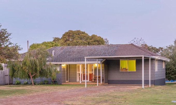 Dunsborough House | Swell Shack