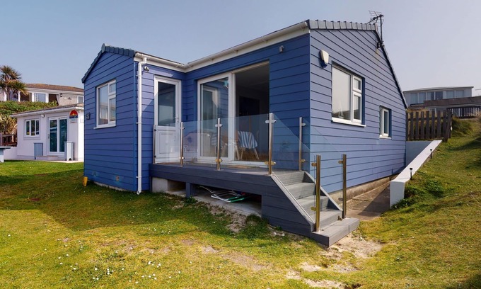 Hayle Apartment | Swiss Chalet is a comfortable, spacious and well equipped holiday home.