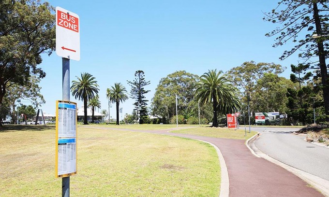 Lidcombe Apartment | Sydney Lidcombe, Super Comfort, Stylish, large 2bedrooms, 2 bath, 2 free carpark, Parkview, Free Wifi