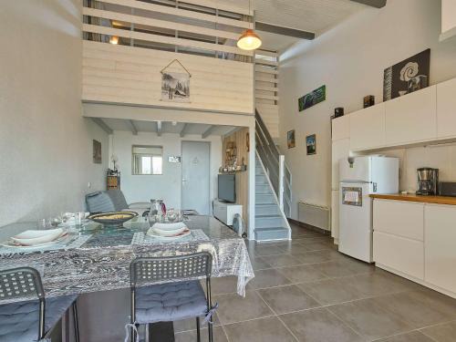 Cazaubon Apartment | T2 bis avec véranda vue campagne pour 4 pers., parking, wifi - FR-1-841-34