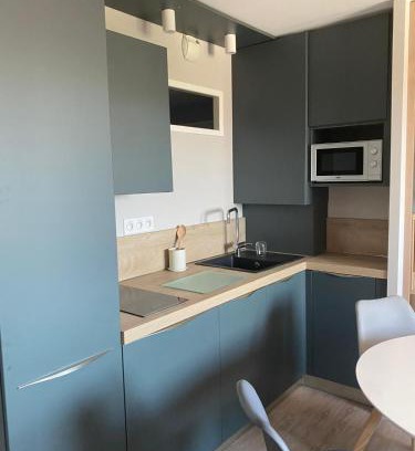 3rd Arrondissement Apartment | T2 cozy à 1km de Saint Charles