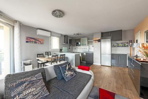Fontaine-Bayonne-Cartoucherie Apartment | T3 - 2 places de parking - balcon - Climatisation