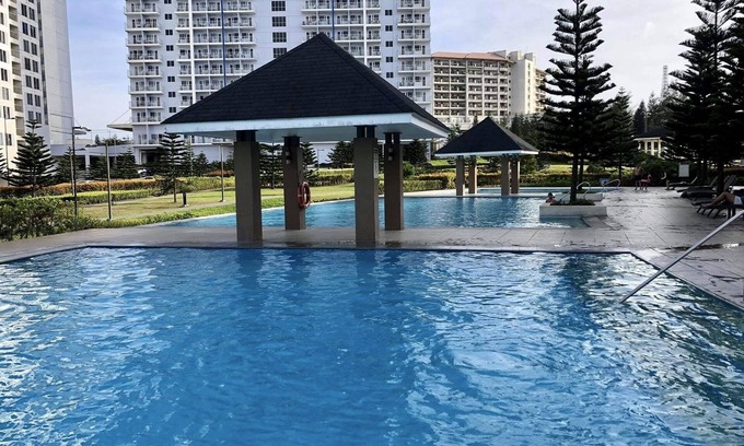 Tagaytay Condo | Tagaytay Garden View Suites