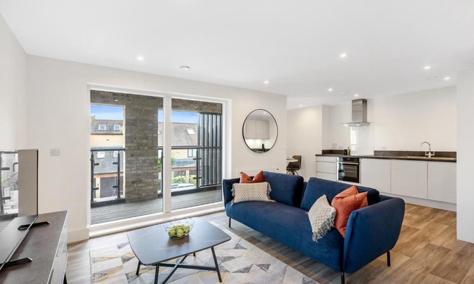 Cambridge Apartment | Tailored Stays - Water Street Apartments