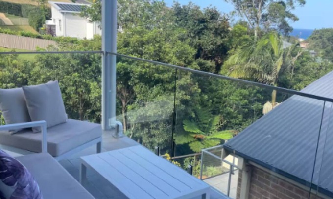Kiama House | Take in the beautiful sunrise over the horizon.