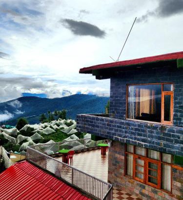 Theog House | Talai ghar