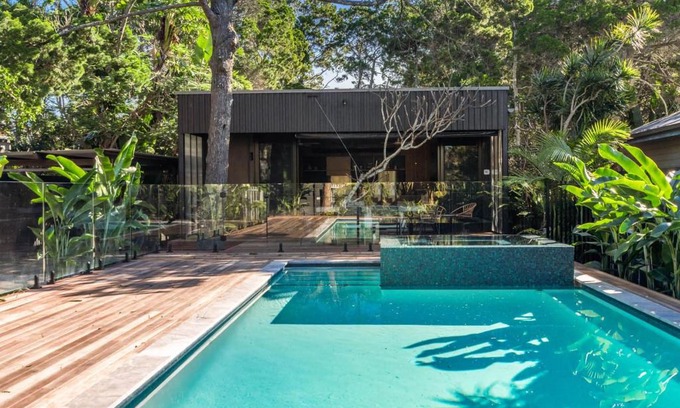 Suffolk Park House | Tallowood - luxury beach house with pool & studio