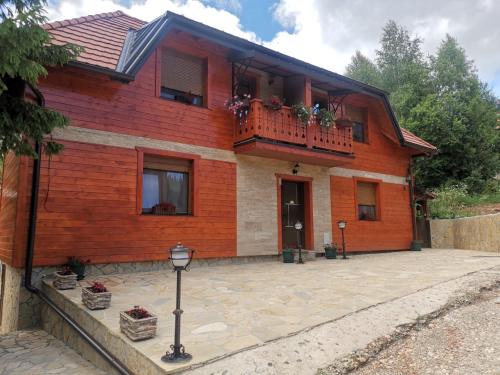 Mitrovac Apartment | Tarska Svitanja