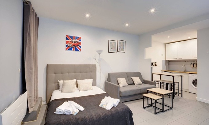 Quartier de la Folie-Mericourt Apartment | TBS 184 - Superb apartment Oberkampf district