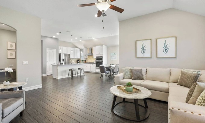 Celina House | TCH - Spacious 4bd/2ba home in Celina w/Workspace