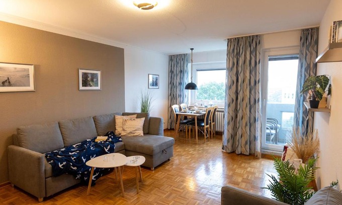North Geestemund Apartment | Tecklenborghaus, Claussenstr 12
