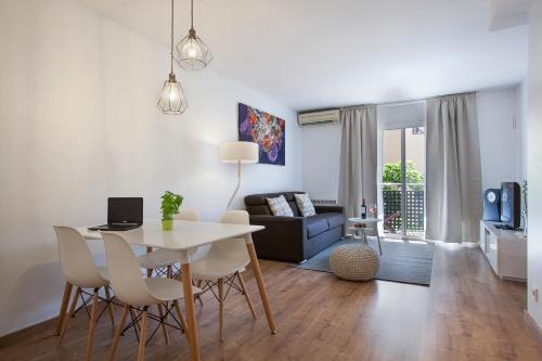 Collblanc y La Torrassa Apartment | Tendency Apartments Fira