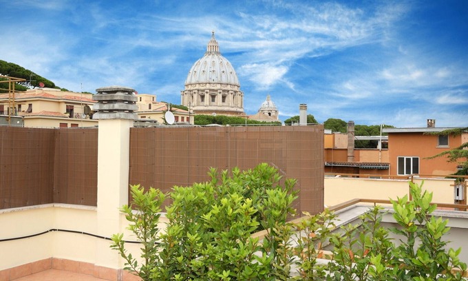 Quartiere XIII Aurelio Apartment | Terraced penthouse Vista San Pietro