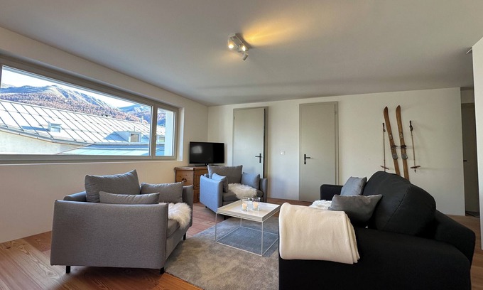 Zuoz Apartment | Terrassa Apartment: Sun Terrace, Wellness, and Alpine Charm