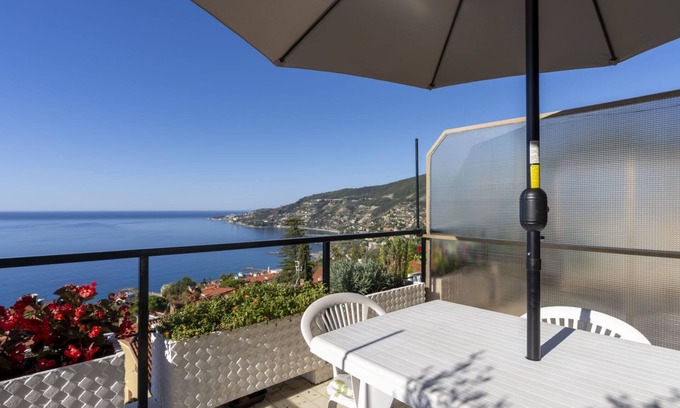 Ospedaletti Apartment | Terrazzo sul Mare by Interhome