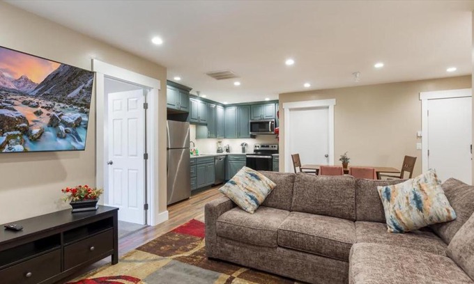 Leigh Creek Estates Apartment | Teton Crest Apartment