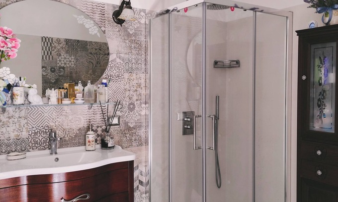 Isernia House | The Alley