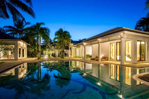 Khao Lak Resort | The Anda Mani Khaolak Beachfront Villas