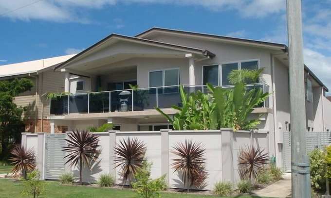 Ballina Apartment | The Beach House- quiet, private and close to all you need for a relaxing holiday