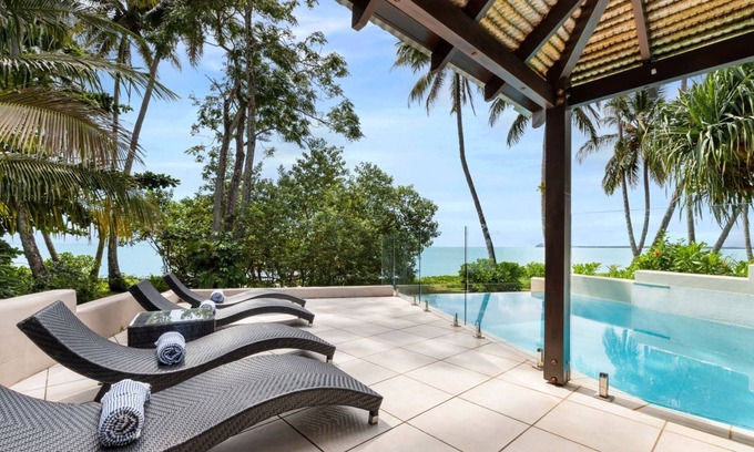 Newell Apartment | The Beach Villa on Newell Beach n A romantic getaway in the tropics.
