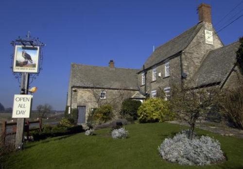 Witney Hotel | The Bird In Hand Inn, Witney