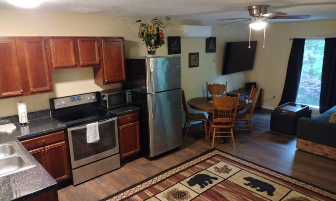 Gatlinburg - Pigeon Forge Cabin | The Black Wolf Lodge is close to everything, but secluded in the woods.