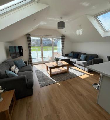 Mylor Bridge Apartment | The Boathouse