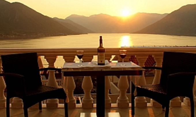 Dobrota Apartment | The 'Boka View' Sleeps 4 (2 Bedroom)