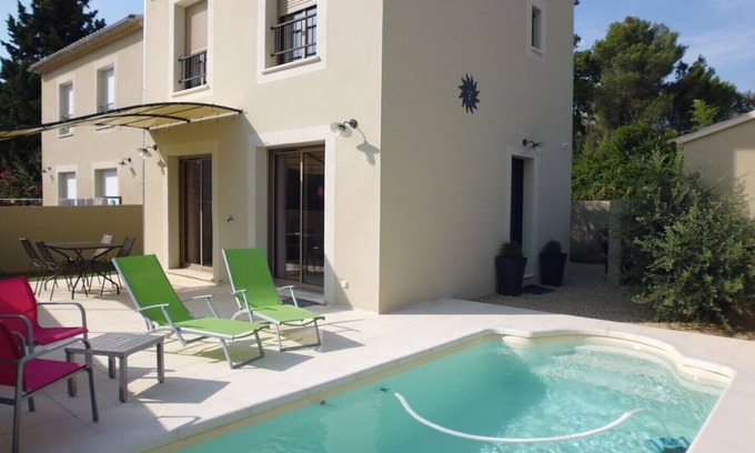 L'Isle-sur-la-Sorgue House | The Cabanon Laura *