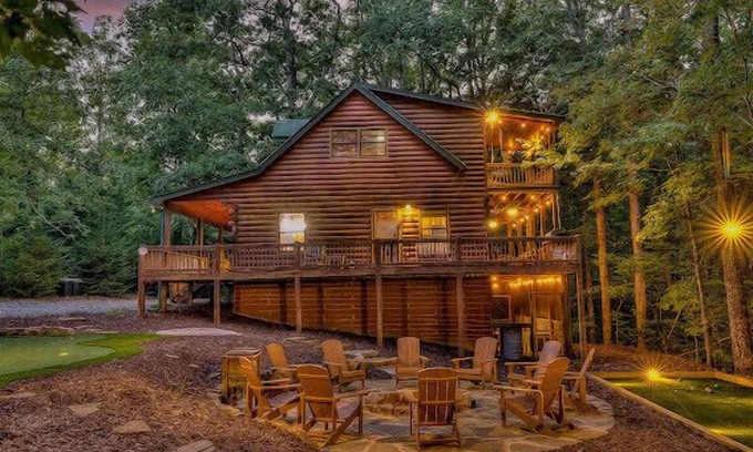 Foxfire Estates House | The Caddy Shack/Mini Golf, Hot tub, Arcades